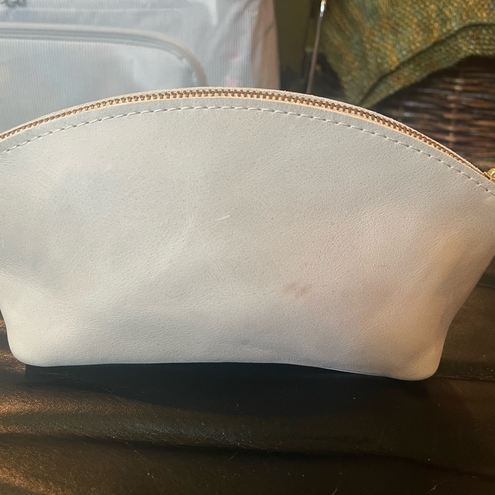 Portland Leather Makeup Organizer - Rare Unicorn 🦄 colorway Beluga
